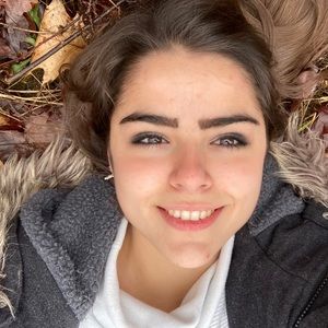 Meet your Posher, Michaela